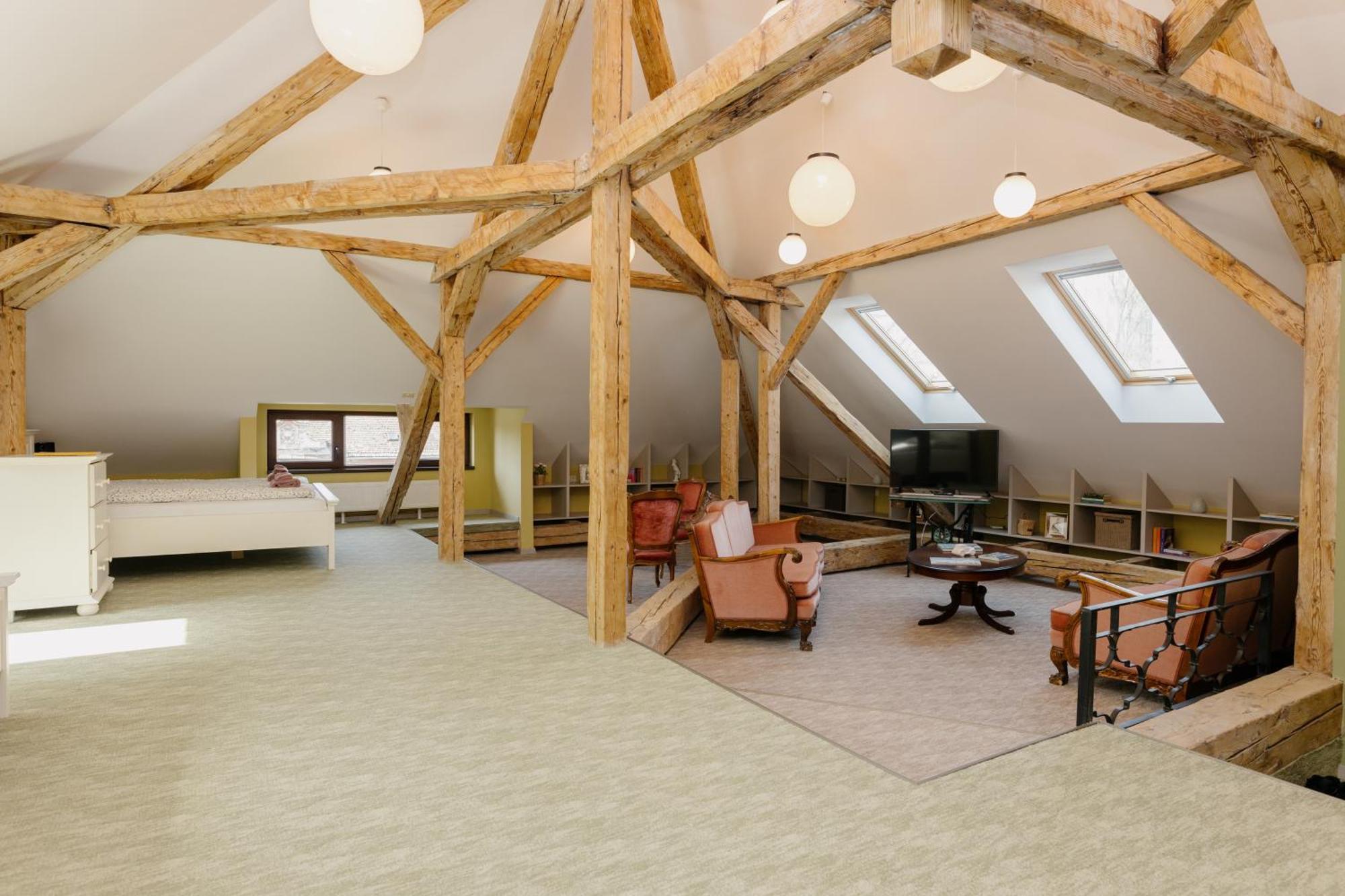 Attic Apartament *